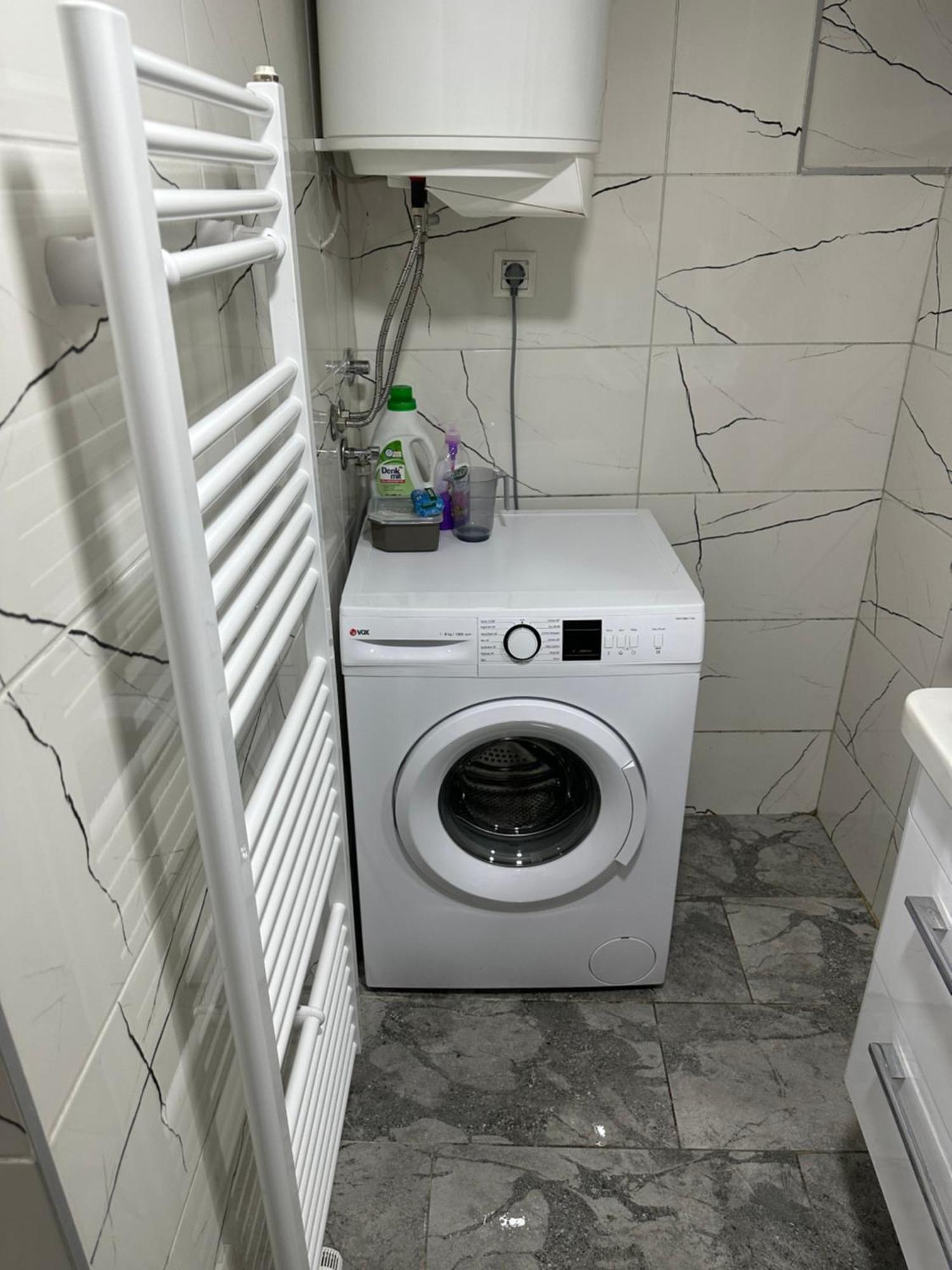 Ajla - Free Parking Apartman Szarajevó Kültér fotó
